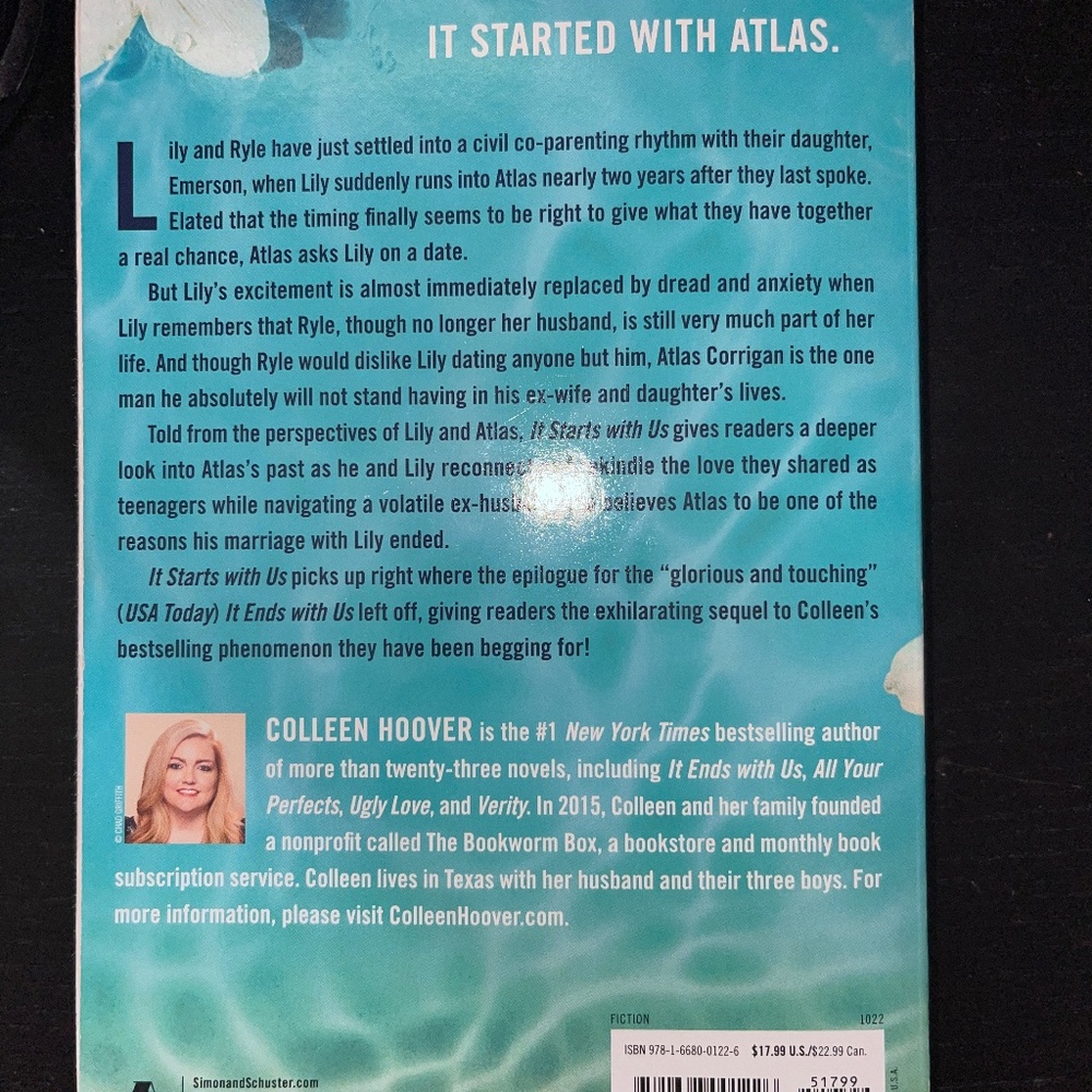 Books - Picture 2 of 10